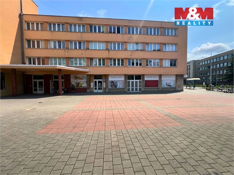 Pronájem obchodních prostor, 144 m² 12
