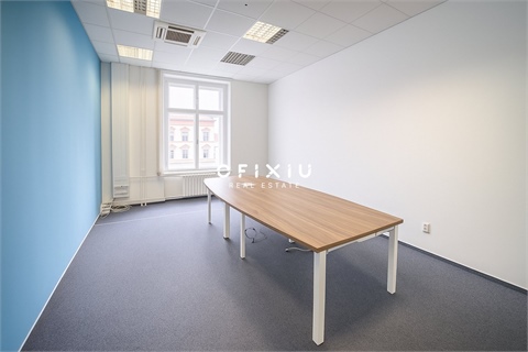 Pronájem kanceláře, 442 m² 2