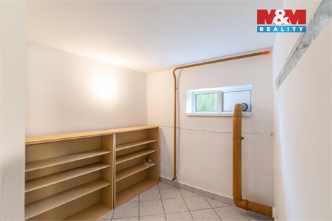 Prodej rodinného domu, 240 m² 20