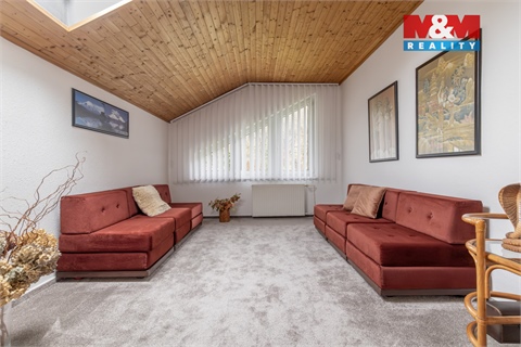 Prodej rodinného domu, 240 m² 12