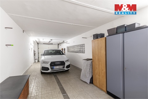 Prodej rodinného domu, 240 m² 14