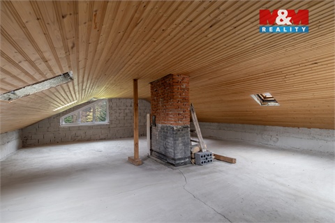 Prodej rodinného domu, 240 m² - 18