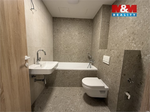 Pronájem bytu 1kk, 43 m² - 2