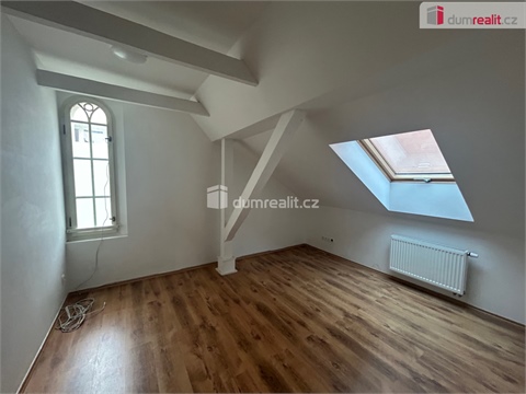 Pronájem bytu 1+1, 53 m² 2