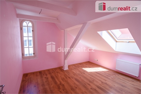 Pronájem bytu 1+1, 53 m² 12