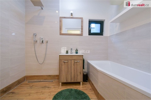 Pronájem rodinného domu, 120 m² - 8