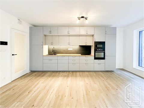 Pronájem bytu 3kk, 83 m² - 2