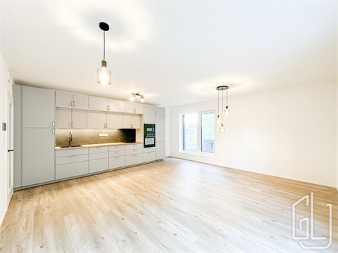 Pronájem bytu 3kk, 83 m² 0