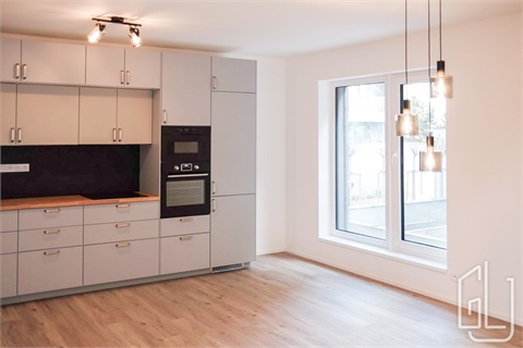 Pronájem bytu 3kk, 83 m² - 0