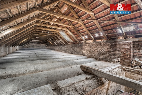 Prodej rodinného domu, 235 m² 12