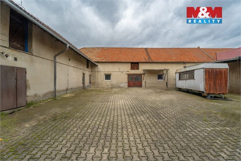 Prodej rodinného domu, 235 m² 2