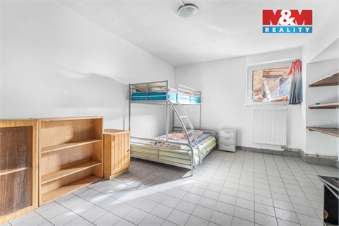 Prodej rodinného domu, 235 m² - 2