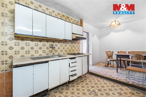 Prodej rodinného domu, 235 m² - 8