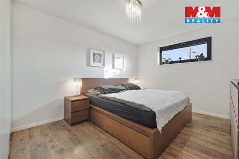 Prodej rodinného domu, 213 m² 4