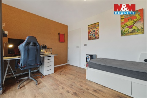 Prodej rodinného domu, 213 m² - 6