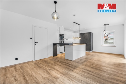 Prodej rodinného domu, 151 m² - 2