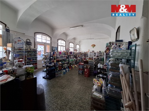 Prodej komerčního objektu, 420 m² 10