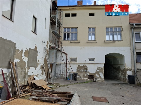 Prodej komerčního objektu, 420 m² 14