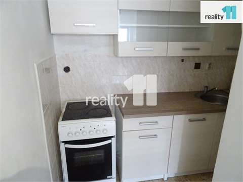 Pronájem bytu 1kk, 29 m² 2