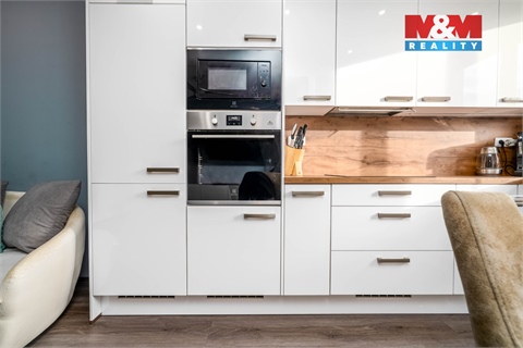 Prodej bytu 3kk, 75 m² - 2