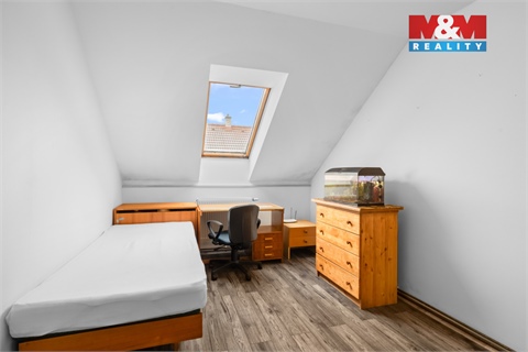 Prodej rodinného domu, 221 m² 12