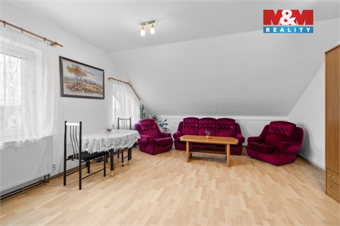 Prodej rodinného domu, 221 m² 8