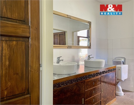 Pronájem restaurace, 300 m² 10