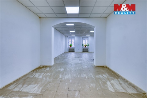 Pronájem obchodních prostor, 183 m² 10