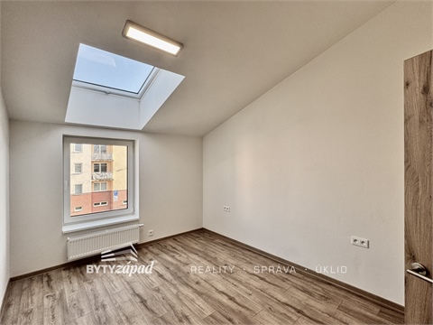 Pronájem bytu 2kk, 48 m² 2
