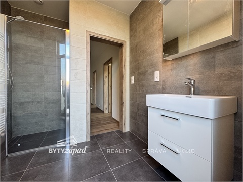 Pronájem bytu 2kk, 48 m² 4