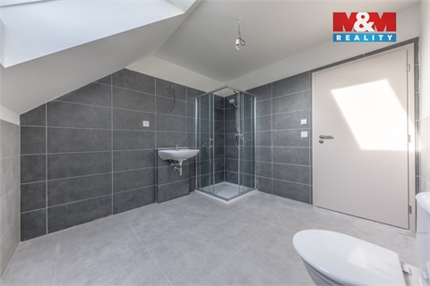 Pronájem bytu 4kk, 96 m² - 8