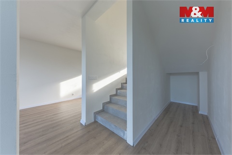 Pronájem bytu 4kk, 96 m² - 4