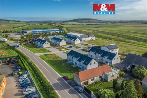 Pronájem bytu 4kk, 96 m² 0