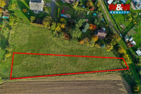 Prodej stavebního pozemku, 2 215 m² 8