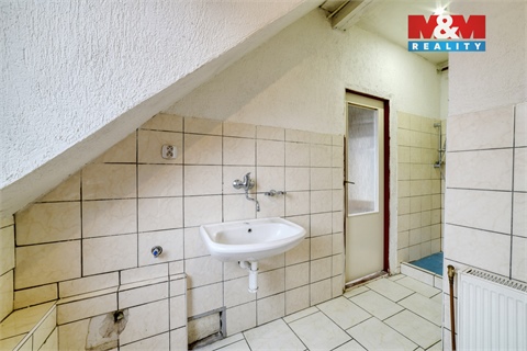 Prodej bytu 2+1, 92 m² 8