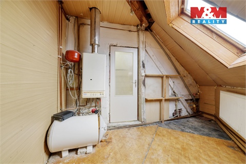 Prodej bytu 2+1, 92 m² 24