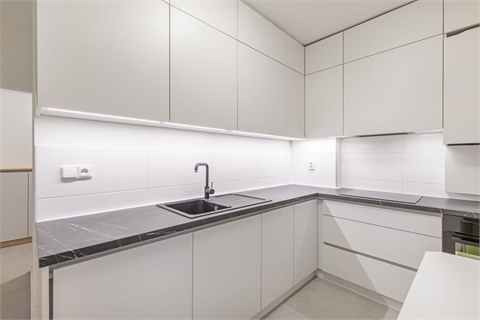 Prodej bytu 2+1, 70 m² - 2