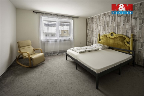 Prodej rodinného domu, 194 m² - 8