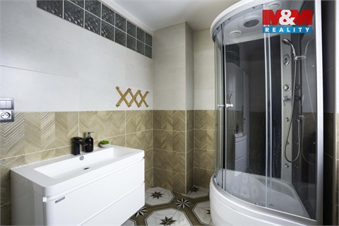 Prodej rodinného domu, 194 m² 12