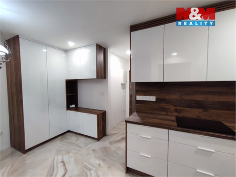 Prodej bytu 2kk, 27 m² - 0