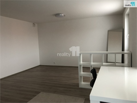 Pronájem bytu 1kk, 50 m² 4