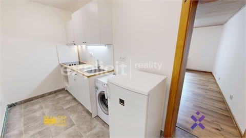 Pronájem bytu 1+1, 29 m² - 0