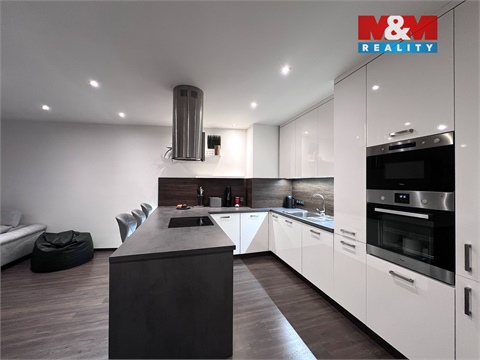 Pronájem bytu 3kk, 77 m² - 8