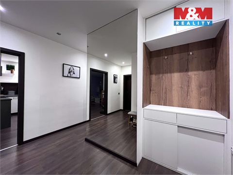 Pronájem bytu 3kk, 77 m² - 6