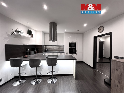 Pronájem bytu 3kk, 77 m² 0