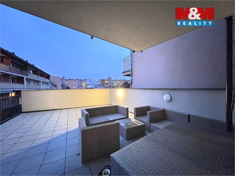 Pronájem bytu 3kk, 77 m² 6