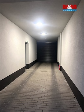 Pronájem bytu 3kk, 77 m² - 12