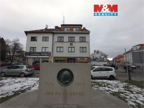 Pronájem kanceláře, 120 m² 0