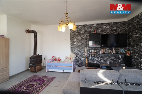 Prodej rodinného domu, 200 m² 14