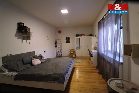 Prodej rodinného domu, 200 m² - 16